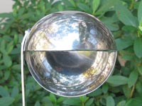 �씼���ɔ��~�̉e